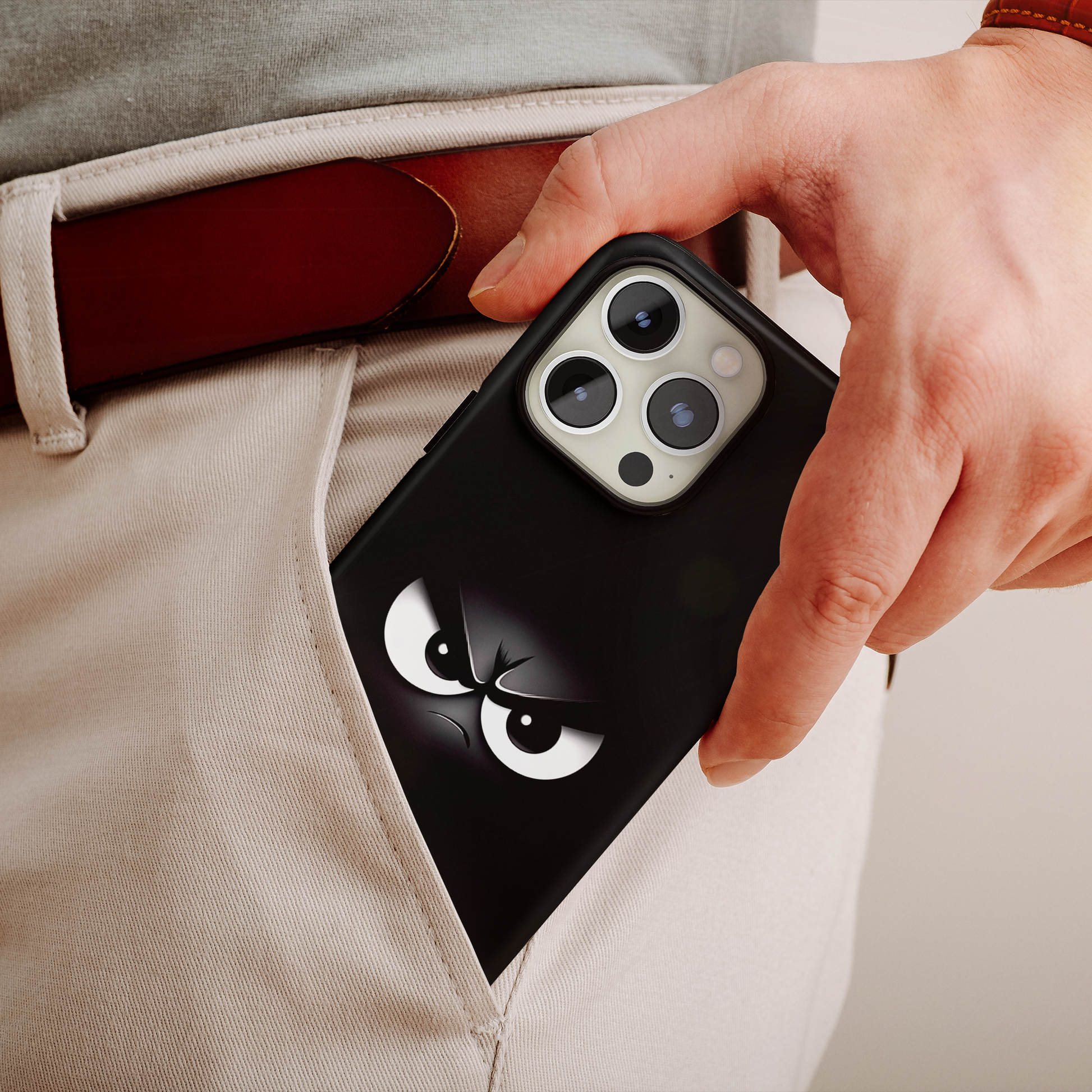 Noir Expression (iPhone MagSafe Case)Noir Expression MagSafe Durable Case: Style Meets Protection 📱✨
Upgrade your device with Rima Noir Expression MagSafe Durable Case. This case isn’t just about styleRimaGallery